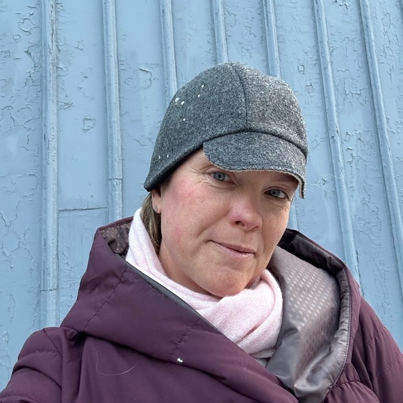 Wildhagen Handmade in Canada Grey Wool Hat - Picture 2 of 11